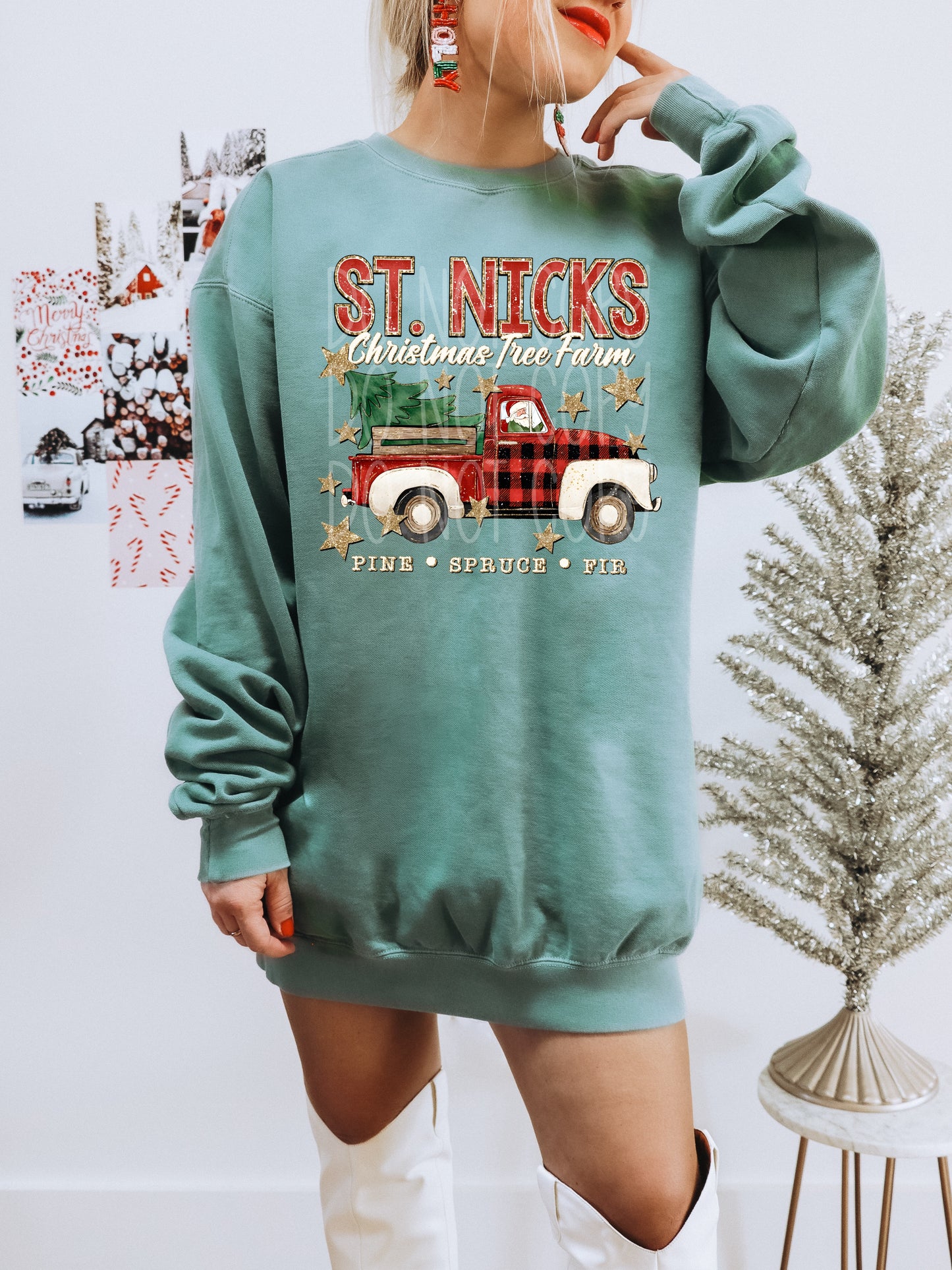 St. Nicks Christmas Tree Farm PNG Design