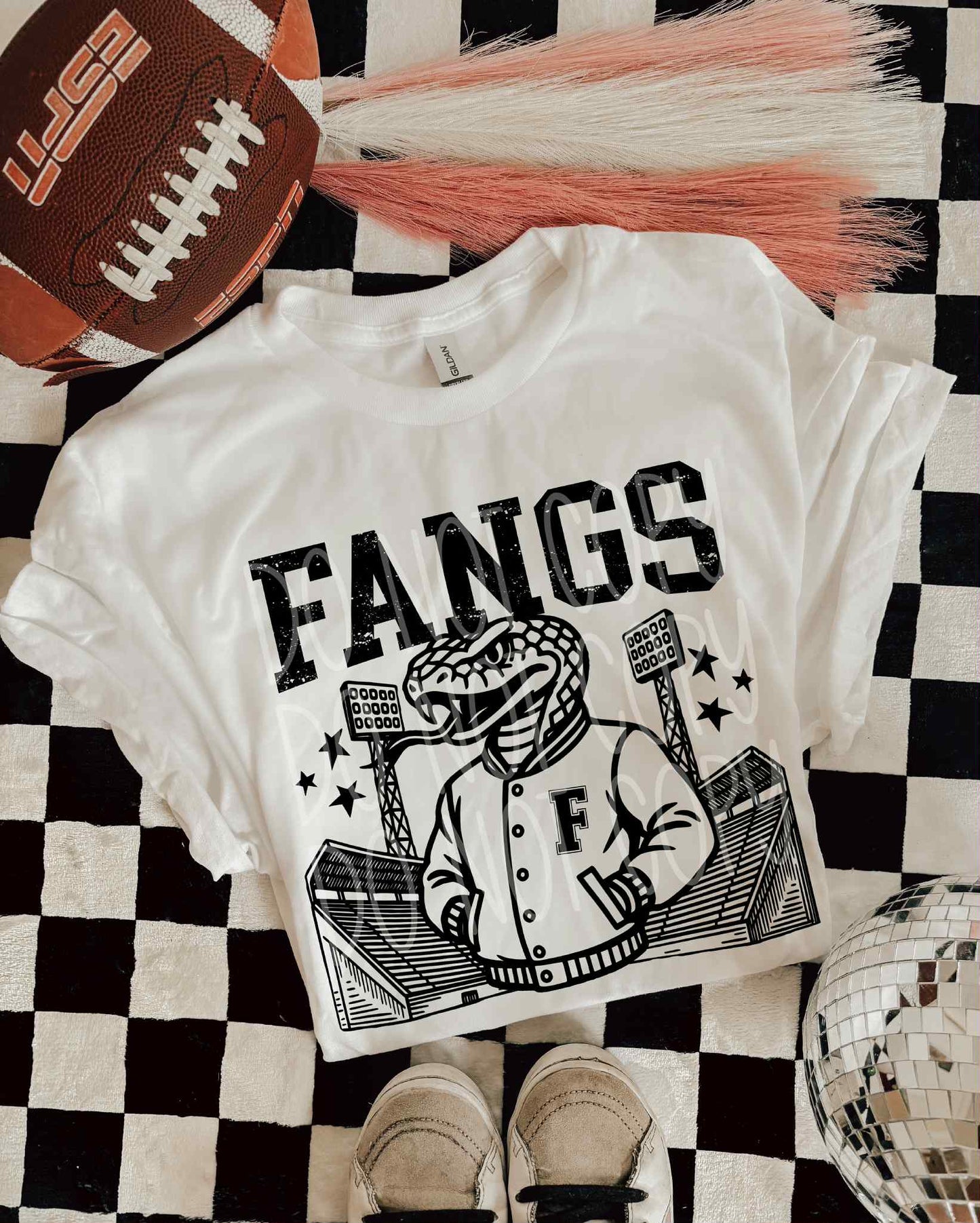 Fangs Letterman PNG Design