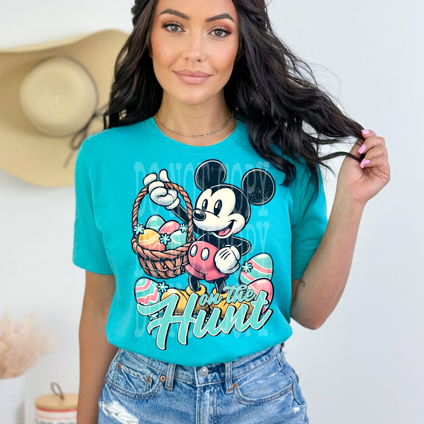 On The Hunt PNG Design