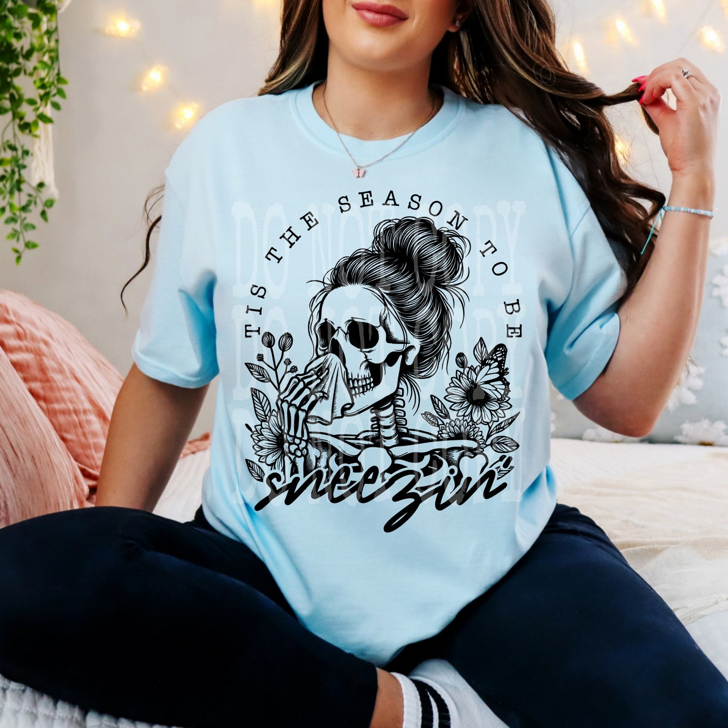 Tis The Season To Be Sneezin PNG Design