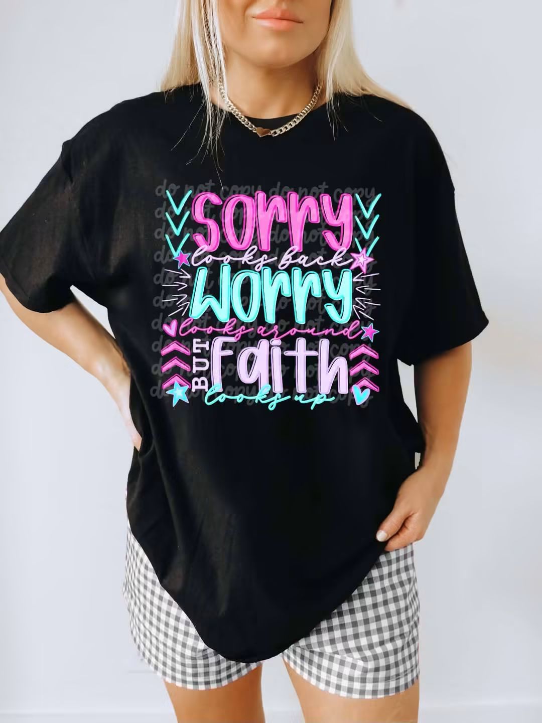 Sorry Looks Back PNG Design